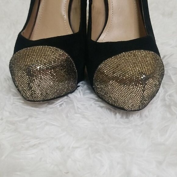 Steve Madden Black Suede Heels W Gold Tip size 10 - Picture 10 of 10